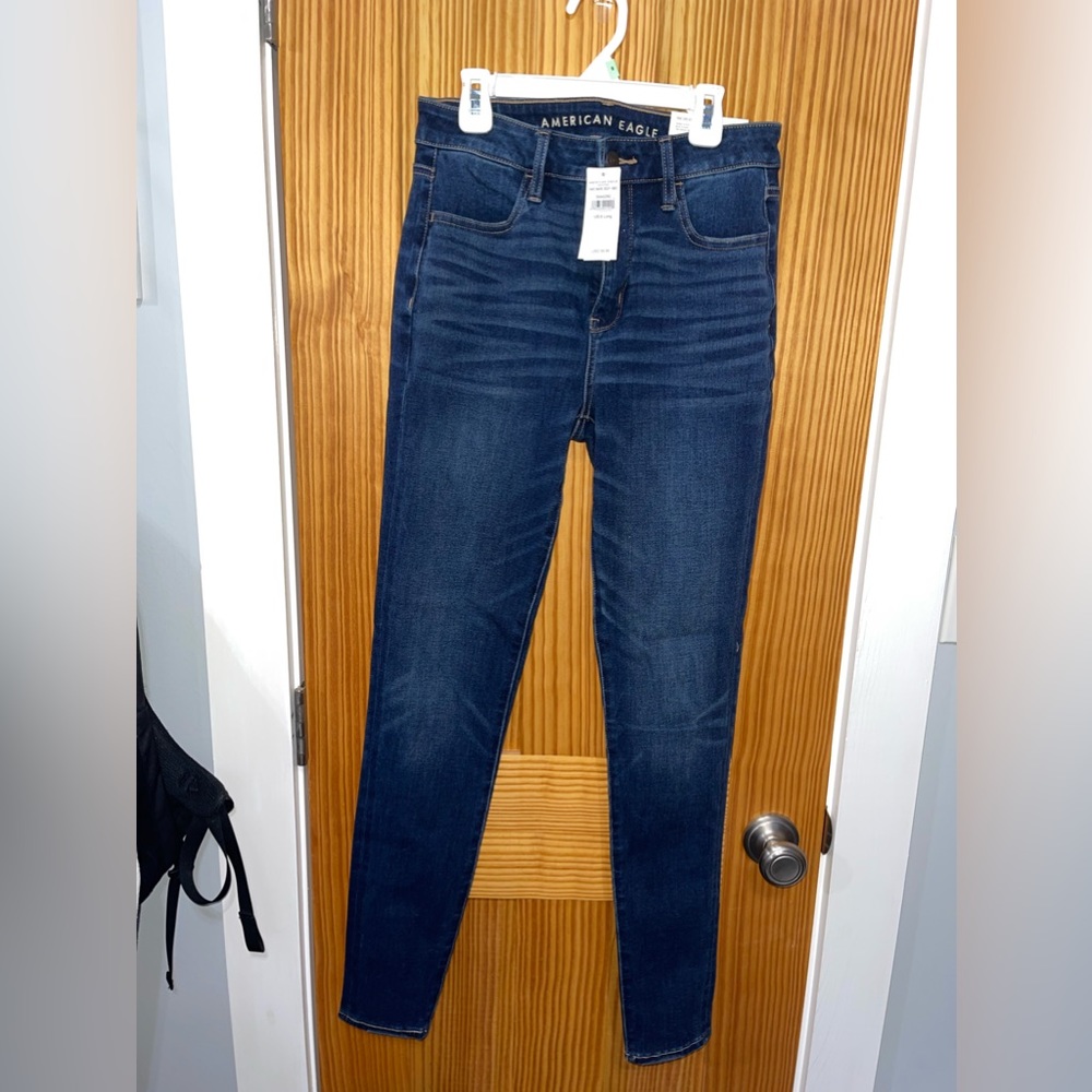 American eagle super high rise jegging, size 6 long